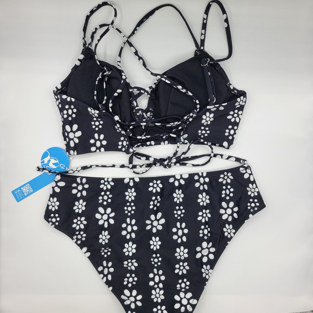 NWT Black and White Floral Print Strappy Midrise Cupshe Bikini - Picture 5 of 10